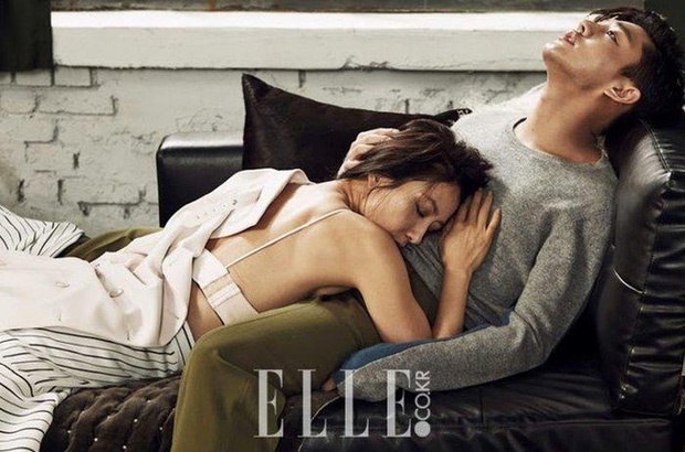 Top ảnh tạp chí đôi đẹp nhất xứ Hàn: Sốc nặng bàn tay hư Yoo Ah In đặt lên body bà cả Thế Giới Hôn Nhân, Hyun Bin - Son Ye Jin đúng huyền thoại - Ảnh 5. Top ảnh tạp chí đôi đẹp nhất xứ Hàn: Sốc nặng bàn tay hư Yoo Ah In đặt lên body bà cả Thế Giới Hôn Nhân, Hyun Bin - Son Ye Jin đúng huyền thoại - Ảnh 5.