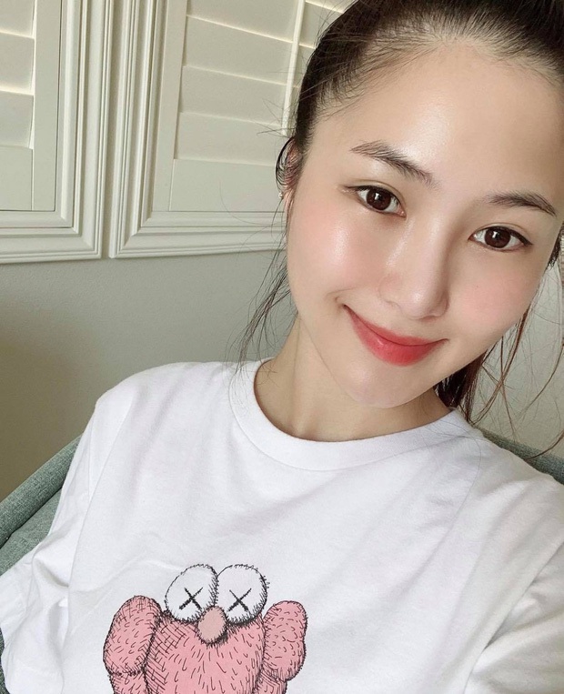 Cao Thái Sơn vô tình để lộ vòng 2 lùm lùm của Hương Tràm, lời chúc ẩn ý như thay chính chủ xác nhận tin bầu bí? - Ảnh 5. Cao Thái Sơn vô tình để lộ vòng 2 lùm lùm của Hương Tràm, lời chúc ẩn ý như thay chính chủ xác nhận tin bầu bí? - Ảnh 5.