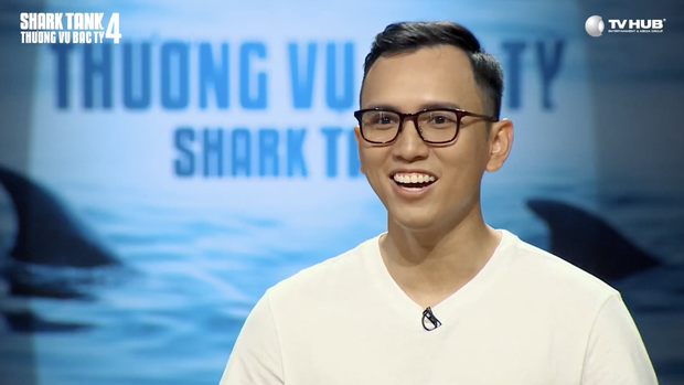 CEO điển trai đi gọi vốn khiến 4/5 Shark tranh giành dữ dội, Shark Hưng còn thốt lời ngôn tình: Anh mới là chân ái - Ảnh 2. CEO điển trai đi gọi vốn khiến 4/5 Shark tranh giành dữ dội, Shark Hưng còn thốt lời ngôn tình: Anh mới là chân ái - Ảnh 2.