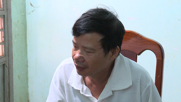 Khởi tố người đàn ông trút mưa dao vào gái bán dâm vì nghi bị nhiễm HIV - Ảnh 1. Khởi tố người đàn ông trút mưa dao vào gái bán dâm vì nghi bị nhiễm HIV - Ảnh 1.