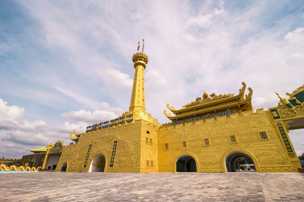 Chồng bà Phương Hằng từng bị nói ước mơ ngu xuẩn khi làm khu du lịch Đại Nam nhưng ông đã chứng minh bằng điều đáng kinh ngạc - Ảnh 3. Chồng bà Phương Hằng từng bị nói ước mơ ngu xuẩn khi làm khu du lịch Đại Nam nhưng ông đã chứng minh bằng điều đáng kinh ngạc - Ảnh 3.