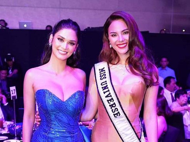 Cùng là Miss Universe người Philippines nhưng Catriona Gray lại ghi điểm với fan Việt hơn hẳn Pia Wurtzbach! - Ảnh 5. Cùng là Miss Universe người Philippines nhưng Catriona Gray lại ghi điểm với fan Việt hơn hẳn Pia Wurtzbach! - Ảnh 5.
