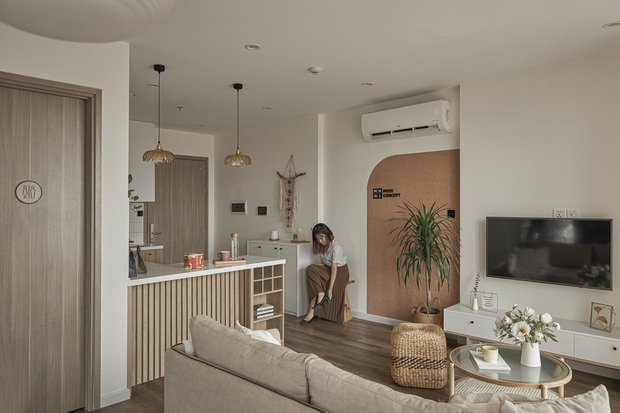 Vợ chồng trẻ tự thiết kế căn hộ Vinhomes đẹp siêu thực, riêng việc test sơn đã thấy max cầu kỳ - Ảnh 2. Vợ chồng trẻ tự thiết kế căn hộ Vinhomes đẹp siêu thực, riêng việc test sơn đã thấy max cầu kỳ - Ảnh 2.