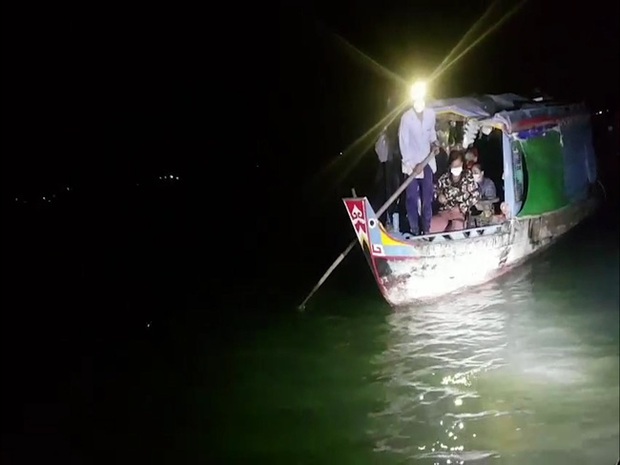 Ngăn kịp thời 27 người từ Campuchia nhập cảnh trái phép trong đêm khuya - Ảnh 1.