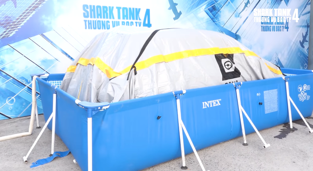 Shark Hưng gây bão với kiến thức Vật lý siêu khủng, đúng là dân 4 lần học Thạc sĩ, theo đuổi 2 trường đại học cùng lúc - Ảnh 3. Shark Hưng gây bão với kiến thức Vật lý siêu khủng, đúng là dân 4 lần học Thạc sĩ, theo đuổi 2 trường đại học cùng lúc - Ảnh 3.