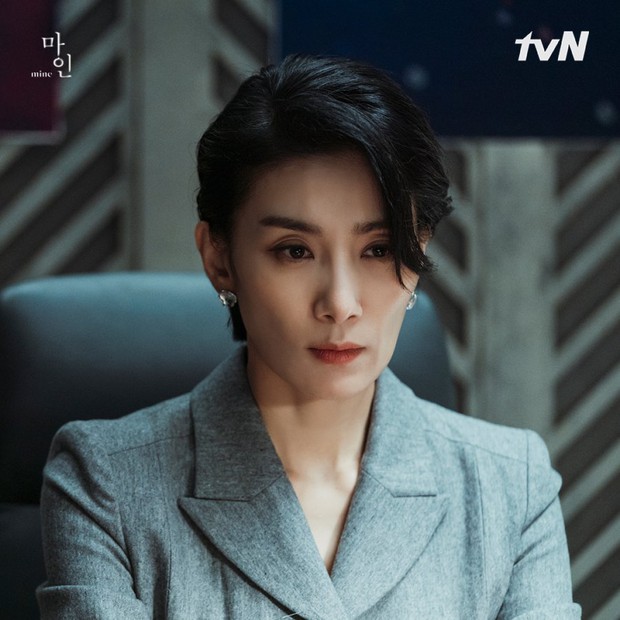 Mợ cả Kim Seo Hyung ngầu điên đảo ở drama 18+ Mine, netizen rớt liêm sỉ nguyện bẻ cong giới tính - Ảnh 8.