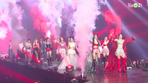 Rap Việt All-Star Concert bao đỉnh sẵn sàng lên sóng, note ngay chiếc hẹn thôi các bạn ơi! - Ảnh 8. Rap Việt All-Star Concert bao đỉnh sẵn sàng lên sóng, note ngay chiếc hẹn thôi các bạn ơi! - Ảnh 8.