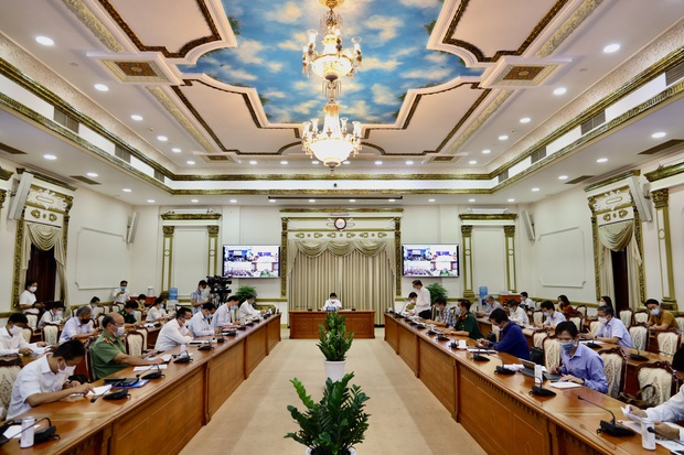 TP.HCM xuất hiện 3 chuỗi lây nhiễm, tình hình dịch Covid-19 đang phức tạp hơn trước - Ảnh 1. TP.HCM xuất hiện 3 chuỗi lây nhiễm, tình hình dịch Covid-19 đang phức tạp hơn trước - Ảnh 1.