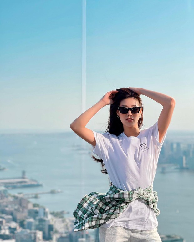 Insta look sao Việt tuần qua: Chi Pu khoe vòng 1 ngồn ngộn sau lớp áo mỏng, Tiểu Vy - Khánh Vân giản dị bất ngờ - Ảnh 7. Insta look sao Việt tuần qua: Chi Pu khoe vòng 1 ngồn ngộn sau lớp áo mỏng, Tiểu Vy - Khánh Vân giản dị bất ngờ - Ảnh 7.