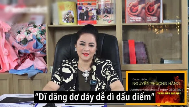 Buổi livestream của bà Phương Hằng hút gần 500K người xem, gấp 12 lần sức chứa sân Mỹ Đình, thiết lập luôn nhiều thành tích khủng! - Ảnh 12.