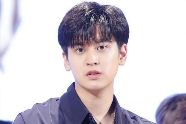 Idol xịn phải như Chanwoo (iKON), dù bận rộn sấp mặt vẫn dành thời gian cày game cùng fan, kết quả quá khó tin! - Ảnh 1.