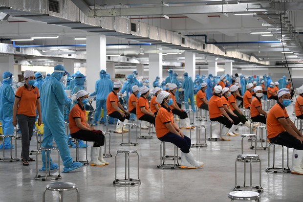 Bộ Y tế họp khẩn: 55% F1 thành F0 tại 1 ổ dịch, Bắc Giang phải đẩy nhanh hơn nữa tiến độ xét nghiệm - Ảnh 2. Bộ Y tế họp khẩn: 55% F1 thành F0 tại 1 ổ dịch, Bắc Giang phải đẩy nhanh hơn nữa tiến độ xét nghiệm - Ảnh 2.