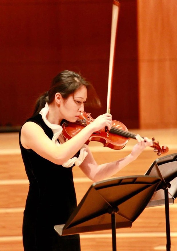 Nghệ sĩ violin hàng đầu Thượng Hải bất ngờ nhảy lầu tự tử, nguyên nhân đằng sau khiến ai cũng xót xa - Ảnh 2.