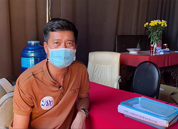 Thách Thức Danh Hài có NS Hoài Linh làm giám khảo, NSX vẫn than trời vì lèo tèo người đến dự thi - Ảnh 2. Thách Thức Danh Hài có NS Hoài Linh làm giám khảo, NSX vẫn than trời vì lèo tèo người đến dự thi - Ảnh 2.