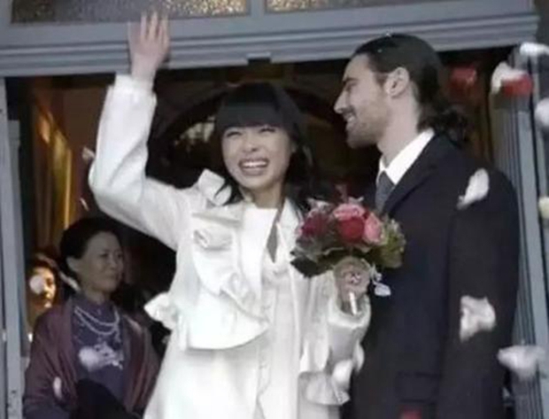 Cô gái Trung Quốc từ nhân viên bán hàng bình thường một bước thành Công nương nước Bỉ với chuyện tình lãng mạn hơn cả cổ tích - Ảnh 2.