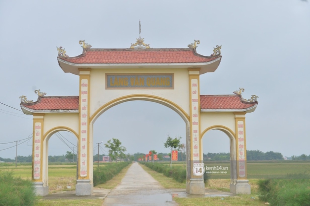 Người dân vùng lũ Hà Tĩnh nói về khoản 13,7 tỷ quyên góp của NS Hoài Linh: Khi nước rút mới là lúc cần cứu trợ nhất, 1 nắm khi đói bằng 1 gói khi no - Ảnh 7. Người dân vùng lũ Hà Tĩnh nói về khoản 13,7 tỷ quyên góp của NS Hoài Linh: Khi nước rút mới là lúc cần cứu trợ nhất, 1 nắm khi đói bằng 1 gói khi no - Ảnh 7.