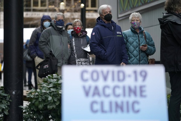 Chần chừ tiêm vaccine COVID-19 - cuộc chiến về nhận thức diễn ra trên toàn thế giới - Ảnh 2.