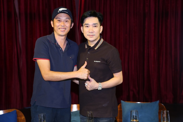 Netizen tràn vào ảnh đại diện của NS Hoài Linh giữa lùm xùm từ thiện, ca sĩ Quang Hà nhắn nhủ đến đàn anh một điều - Ảnh 4. Netizen tràn vào ảnh đại diện của NS Hoài Linh giữa lùm xùm từ thiện, ca sĩ Quang Hà nhắn nhủ đến đàn anh một điều - Ảnh 4.