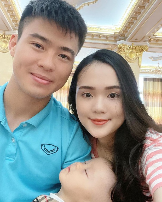 Quỳnh Anh kể khoảnh khắc cảm động trước giờ tạm biệt Duy Mạnh: Con trai đập cửa xe đòi ra với bố, Duy Mạnh chạy theo để bế con - Ảnh 3. Quỳnh Anh kể khoảnh khắc cảm động trước giờ tạm biệt Duy Mạnh: Con trai đập cửa xe đòi ra với bố, Duy Mạnh chạy theo để bế con - Ảnh 3.