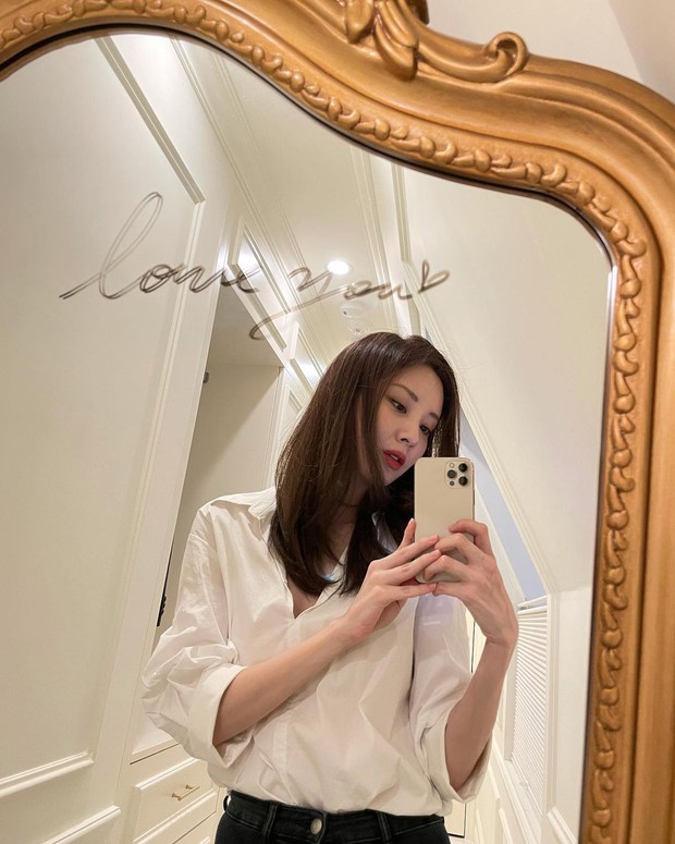 Seohyun tự dưng sắc sảo hẳn, bí kíp chính là điều mà ít ai nhận ra - Ảnh 3. Seohyun tự dưng sắc sảo hẳn, bí kíp chính là điều mà ít ai nhận ra - Ảnh 3.