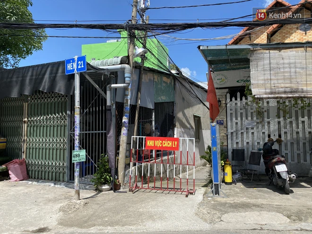 TP.HCM: Phong tỏa, kêu gọi người dân trong hẻm ở TP.Thủ Đức về xét nghiệm vì có ca nghi mắc Covid-19 - Ảnh 1.
