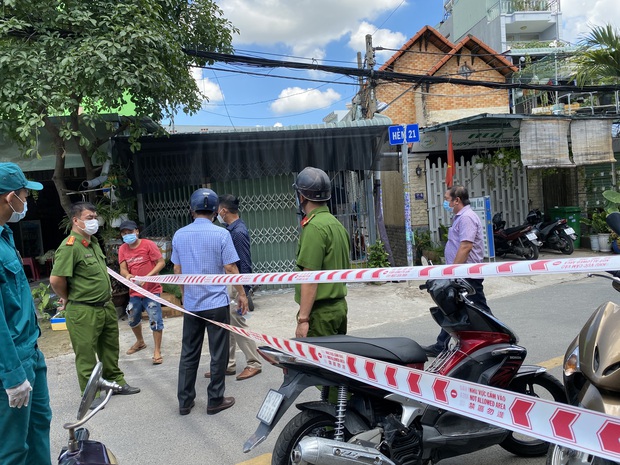 TP.HCM: Phong tỏa, kêu gọi người dân trong hẻm ở TP.Thủ Đức về xét nghiệm vì có ca nghi mắc Covid-19 - Ảnh 2.