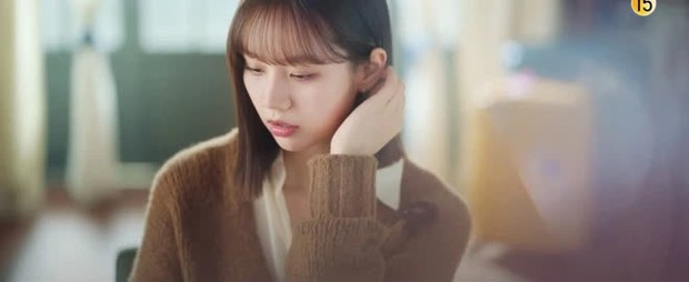 Thánh meme phim Hàn gọi tên Hyeri, Duk Sun của Reply 1988 vẫn chưa là gì so với phim mới - Ảnh 16.