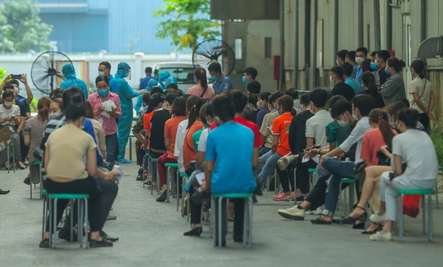 Bộ Y tế thí điểm loạt biện pháp xét nghiệm, cách ly tại tâm dịch Bắc Giang, Bắc Ninh - Ảnh 1. Bộ Y tế thí điểm loạt biện pháp xét nghiệm, cách ly tại tâm dịch Bắc Giang, Bắc Ninh - Ảnh 1.