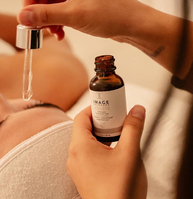 Thử qua 1001 loại HA, cuối cùng cô bạn này cũng tìm được chân ái giúp da căng bóng đừng hỏi - Ảnh 3.