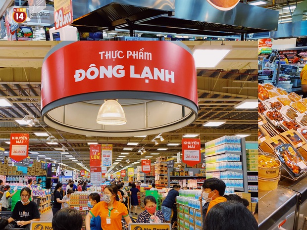 Ảnh: Cả E-mart Sài Gòn tối 2/5 chấn động vì 1 bé Khoai Tây đi lạc, người đông nườm nợp thấy mà choáng! - Ảnh 14.