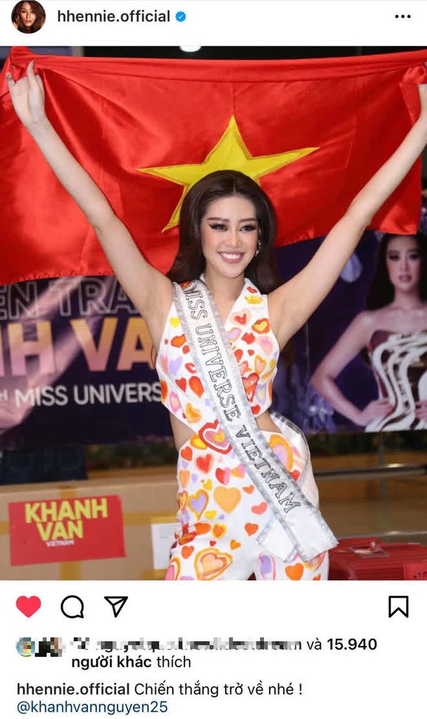 Dàn sao Việt hướng về Khánh Vân, nàng hậu đã chuyển 3 outfit và cập nhật hành trình đến Mỹ dự Miss Universe 2020 - Ảnh 8. Dàn sao Việt hướng về Khánh Vân, nàng hậu đã chuyển 3 outfit và cập nhật hành trình đến Mỹ dự Miss Universe 2020 - Ảnh 8.