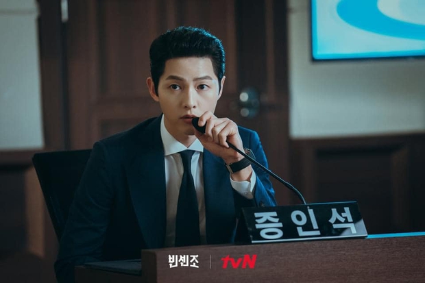 Song Joong Ki hồi đáp về bê bối quảng cáo đồ ăn Trung Quốc trong Vincenzo, lời lẽ tinh tế khiến netizen phải nể phục - Ảnh 1. Song Joong Ki hồi đáp về bê bối quảng cáo đồ ăn Trung Quốc trong Vincenzo, lời lẽ tinh tế khiến netizen phải nể phục - Ảnh 1.