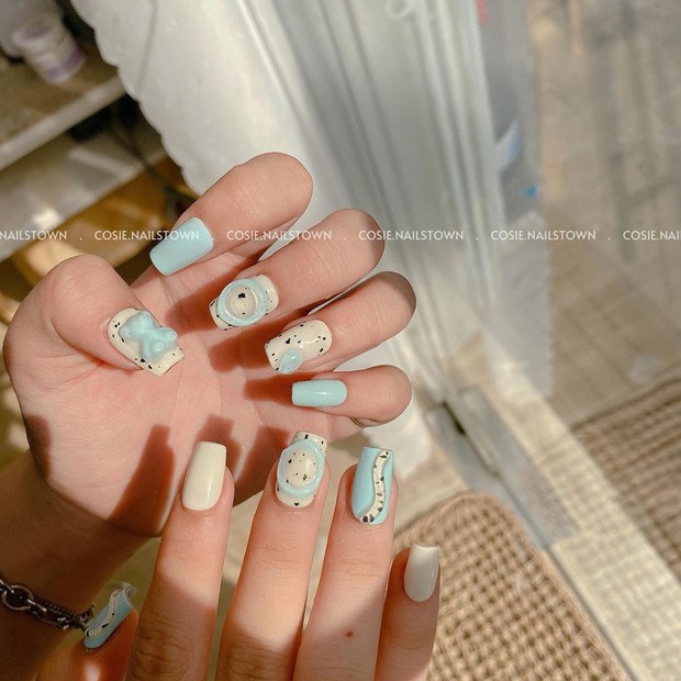 9 mẫu nail mùa hè xinh nhất ở các tiệm lúc này, các nàng chắc chắn chấm được bộ ưng ý - Ảnh 17. 9 mẫu nail mùa hè xinh nhất ở các tiệm lúc này, các nàng chắc chắn chấm được bộ ưng ý - Ảnh 17.