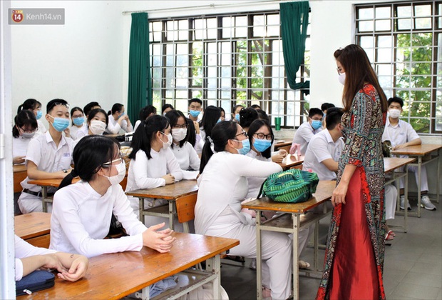 Khẩn: Thêm 2 địa phương thông báo cho học sinh nghỉ học từ 4/5 - Ảnh 1. Khẩn: Thêm 2 địa phương thông báo cho học sinh nghỉ học từ 4/5 - Ảnh 1.