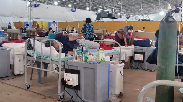 Bi kịch nối tiếp bi kịch: Bệnh viện giữa địa ngục Covid Ấn Độ đang trở nên quá kinh khủng, bệnh nhân phải cầu xin để thoát ra càng sớm càng tốt - Ảnh 5. Bi kịch nối tiếp bi kịch: Bệnh viện giữa địa ngục Covid Ấn Độ đang trở nên quá kinh khủng, bệnh nhân phải cầu xin để thoát ra càng sớm càng tốt - Ảnh 5.