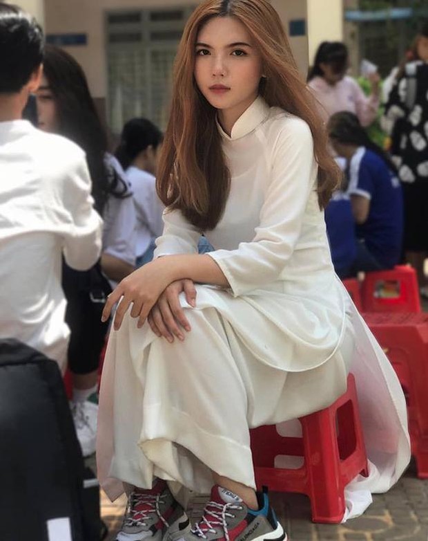 Sáng Tạo Doanh trở lại với mùa giải mới, hot girl áo dài của Việt Nam liền lọt vào tầm ngắm của NSX - Ảnh 2.
