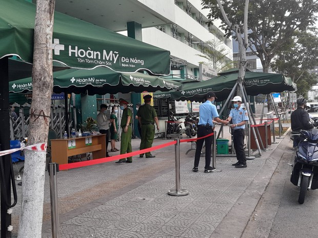 Đà Nẵng ghi nhận ca dương tính với SARS-CoV-2 trong cộng đồng, cử công an giám sát Bệnh viện Hoàn Mỹ - Ảnh 3. Đà Nẵng ghi nhận ca dương tính với SARS-CoV-2 trong cộng đồng, cử công an giám sát Bệnh viện Hoàn Mỹ - Ảnh 3.