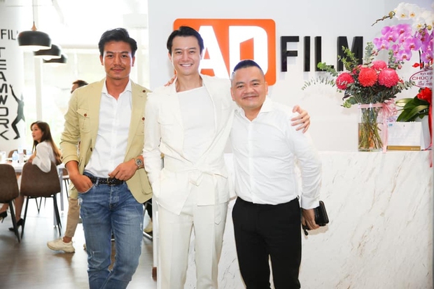 Trương Ngọc Ánh - Anh Dũng lộ diện hậu công khai hẹn hò, đàng gái thể hiện tình cảm cực khéo khi chụp ảnh với bạn trai - Ảnh 4.