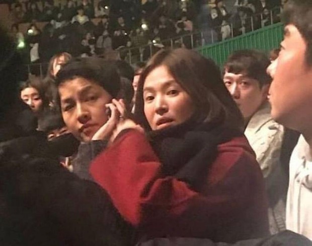 Dàn khách mời đỉnh cao trong concert của IU: Bắt gặp Song Hye Kyo - Song Joong Ki đi hẹn hò, hơn nửa showbiz đều góp mặt - Ảnh 3.