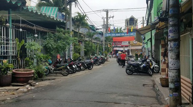 Được bạn rủ đi đánh nhau, thanh niên bị nhóm đối tượng truy sát chém chết ở Sài Gòn - Ảnh 2.