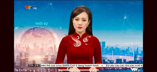 BTV giọng miền Nam đầu tiên dẫn Thời Sự 19H của VTV: Tốt nghiệp ngành chẳng liên quan, cho con học trường mà năm nào phụ huynh cũng ùn ùn tranh chỗ - Ảnh 1.