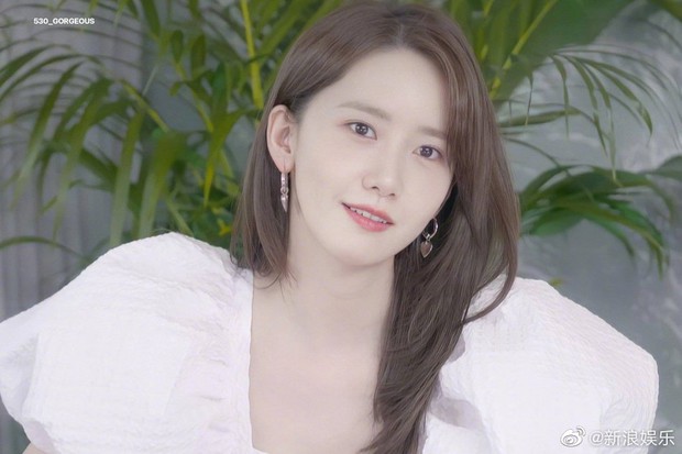 Yoona (SNSD) gây bão cả Weibo nhờ màn livestream khoe visual đẹp xỉu đón sinh nhật, ai mà tin nổi chị đẹp đã 31 tuổi - Ảnh 4.