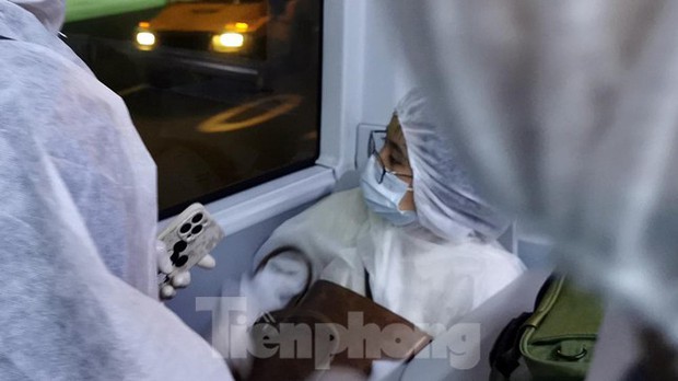  Sân bay Nội Bài, Tân Sơn Nhất vắng tanh sau khi TPHCM thực hiện giãn cách xã hội  - Ảnh 8.