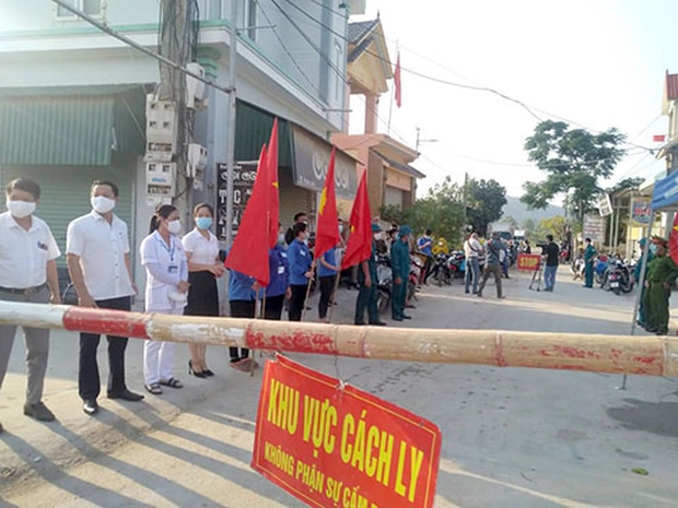 Truy vết người tiếp xúc gần với nữ công nhân là F1 đi từ Bắc Ninh về Nghệ An - Ảnh 1. Truy vết người tiếp xúc gần với nữ công nhân là F1 đi từ Bắc Ninh về Nghệ An - Ảnh 1.