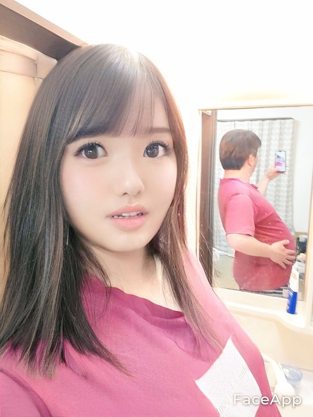 Thêm 1 ông chú Nhật Bản biến hóa thành hotgirl nhờ sử dụng ma thuật FaceApp - Ảnh 3. Thêm 1 ông chú Nhật Bản biến hóa thành hotgirl nhờ sử dụng ma thuật FaceApp - Ảnh 3.
