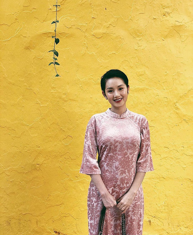 Hoàng Anh Apple bất ngờ xuất hiện với diện mạo lạ lẫm, công khai thừa nhận “dao kéo” - Ảnh 5. Hoàng Anh Apple bất ngờ xuất hiện với diện mạo lạ lẫm, công khai thừa nhận “dao kéo” - Ảnh 5.