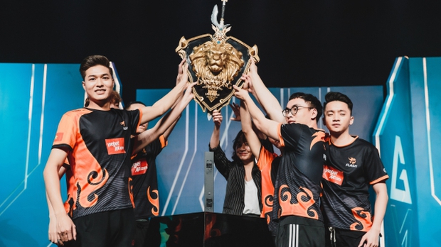 Chung kết Đấu Trường Danh Vọng mùa Xuân 2021: 3 lí do khiến fan Liên Quân Việt tin rằng Team Flash sẽ giành lại ngôi vương! - Ảnh 2. Chung kết Đấu Trường Danh Vọng mùa Xuân 2021: 3 lí do khiến fan Liên Quân Việt tin rằng Team Flash sẽ giành lại ngôi vương! - Ảnh 2.