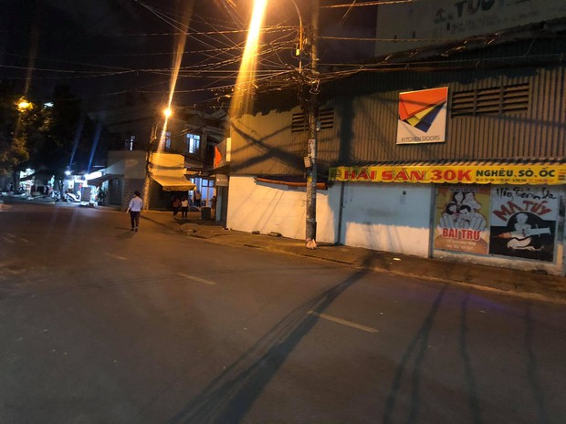 KHẨN: Những người từng đến quán Gà ác và Hải sản 30k ở quận Tân Phú cần liên hệ ngay cơ quan y tế gần nhất - Ảnh 1.