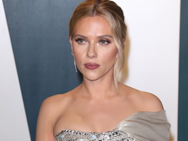 Scarlett Johansson tố cáo bị một tổ chức quấy rối và đặt câu hỏi xúc phạm, kêu gọi Hollywood tẩy chay mạnh mẽ - Ảnh 1. Scarlett Johansson tố cáo bị một tổ chức quấy rối và đặt câu hỏi xúc phạm, kêu gọi Hollywood tẩy chay mạnh mẽ - Ảnh 1.