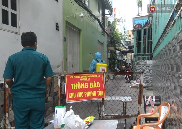TP.HCM: Phong tỏa chợ Phú Nhuận và 3 con hẻm lân cận vì có ca nghi mắc Covid-19 - Ảnh 5.